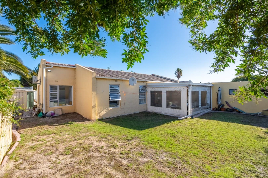 3 Bedroom Property for Sale in Edgemead Western Cape